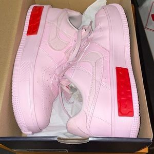 Rare pink Fontanka forces